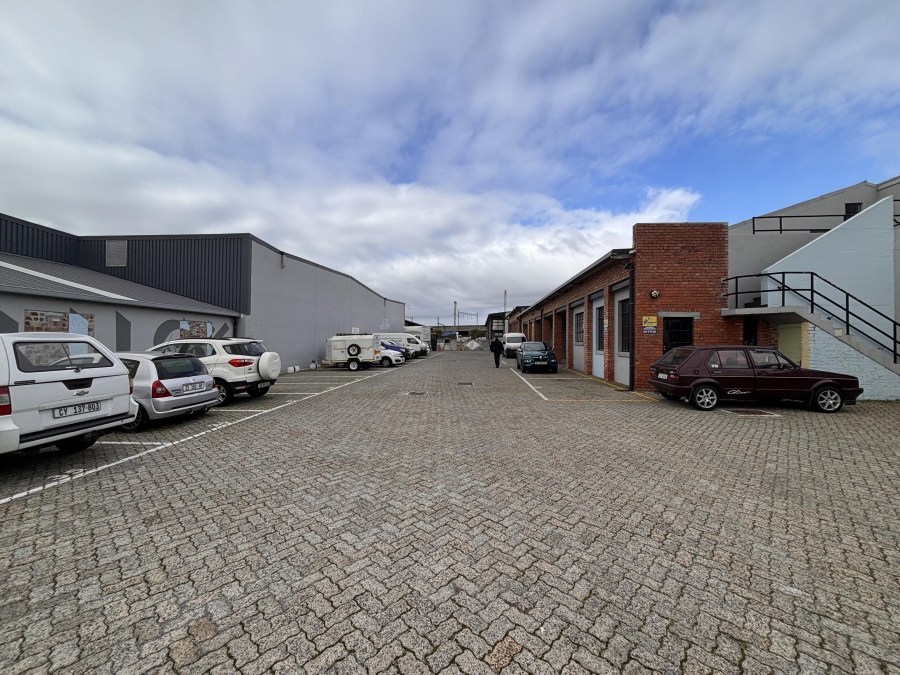 To Let commercial Property for Rent in Maitland Western Cape